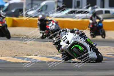 media/Apr-10-2022-SoCal Trackdays (Sun) [[f104b12566]]/Turn 2 (1135am)/